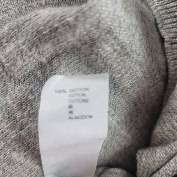 Men's Gap Button-up w/ Free Sweater, Size Mediums - Picture 6 of 6